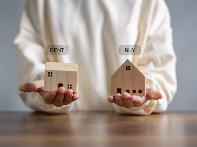 The Pros and Cons of Renting vs. Buying a Home: Making the Right Choice