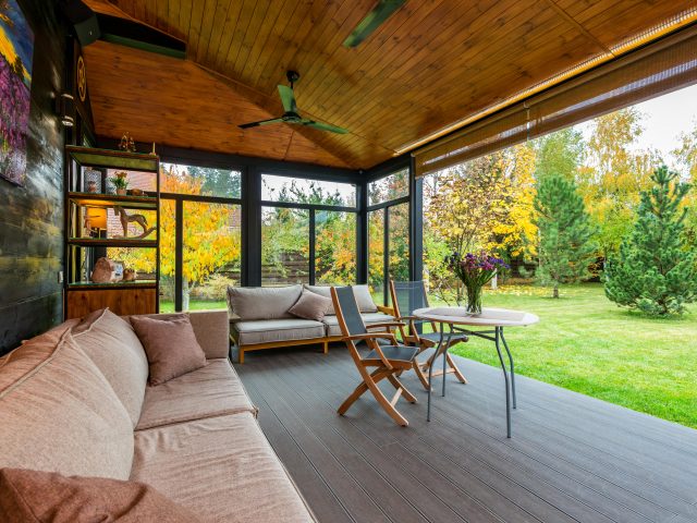 Are You a Backyard Person or a Balcony Person? What That Says About Your Ideal Home